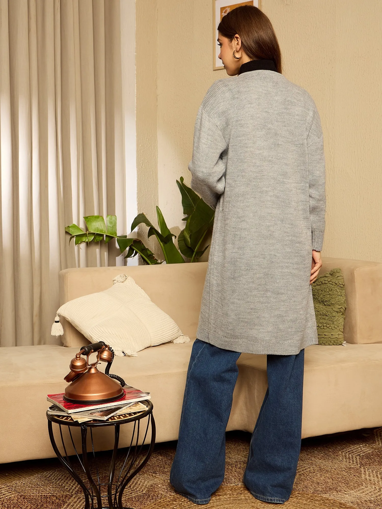 Berrylush Women Grey Solid V-Neck Full Sleeve Front Open Longline Cardigan