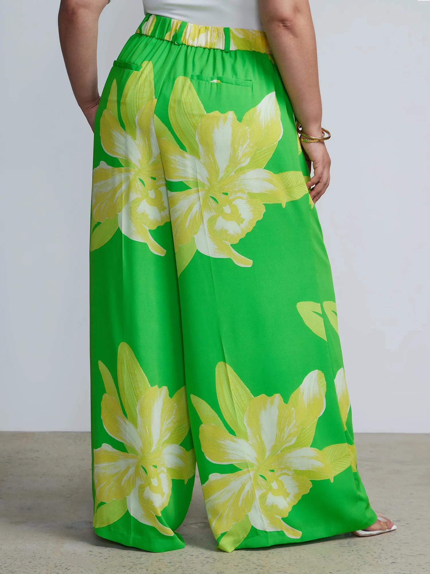 Plus Super Wide High Rise Floral Palazzo Pants